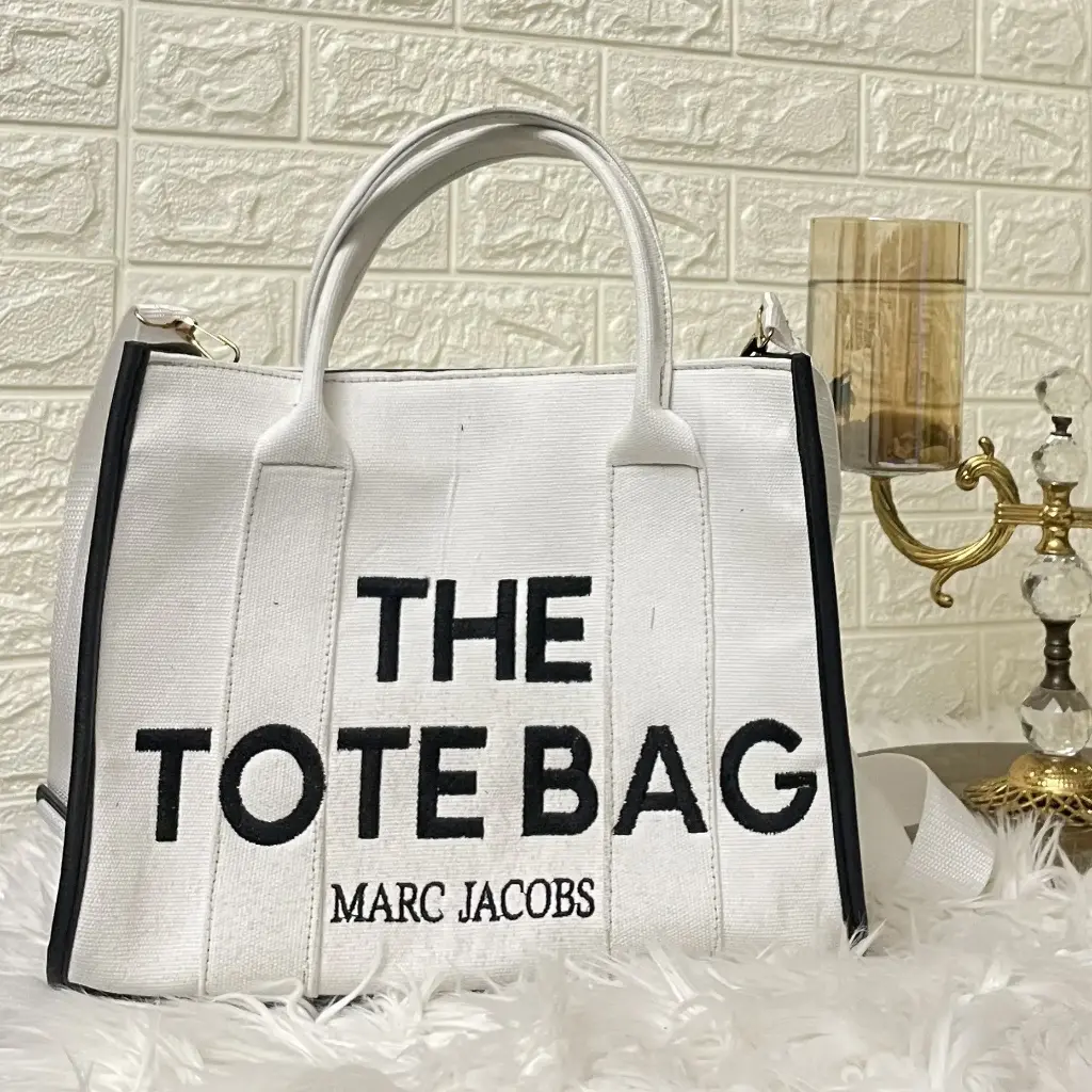 THE TOTE BAG [قماش]