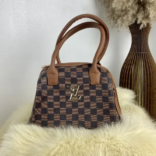 Lv [لويس فيتون ميكب